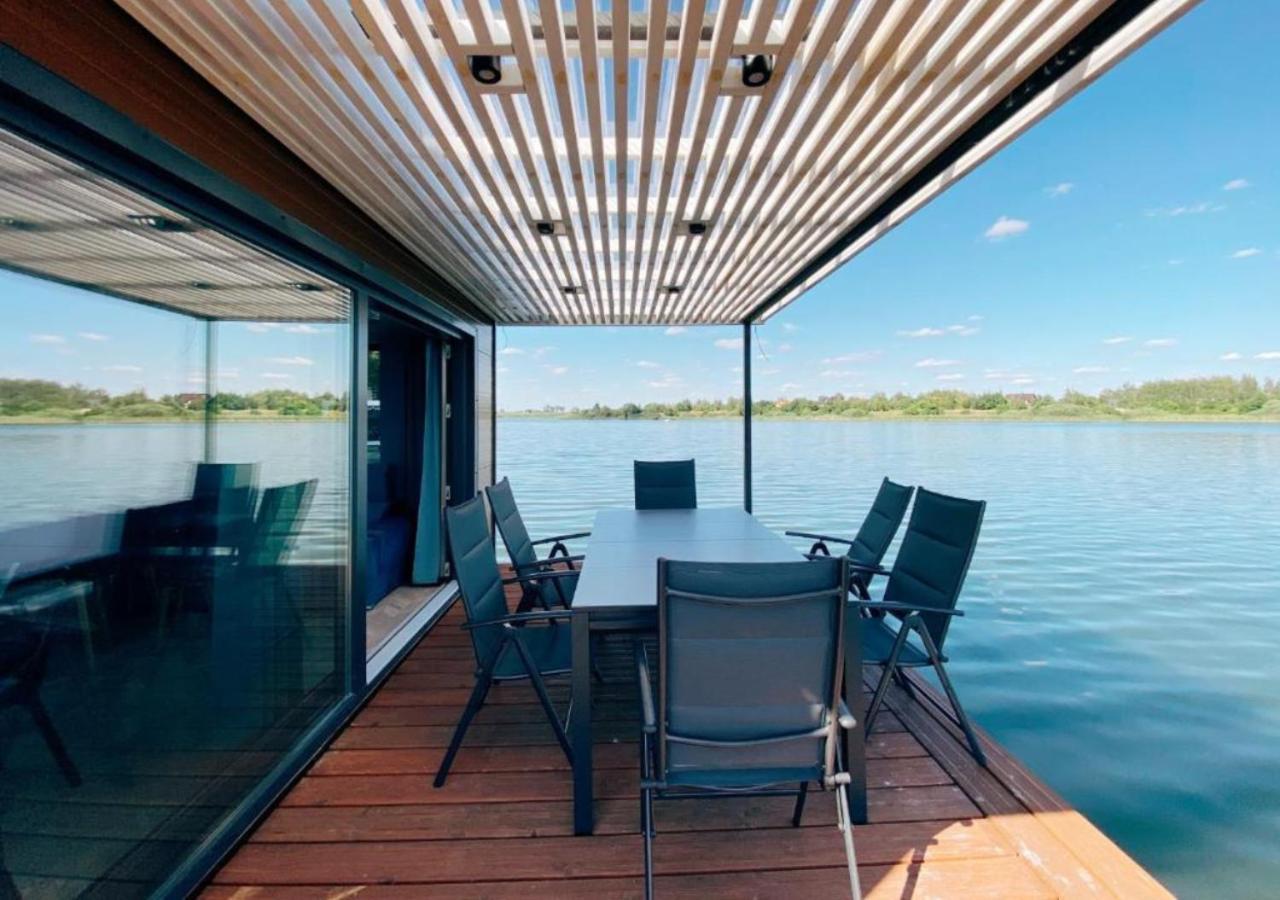 Domek na wodzie, dom na wodzie, hotel, apartament, pokoje, houseboat, dom na wodzie, dom nad jeziorem Wabrzezno Zewnętrze zdjęcie